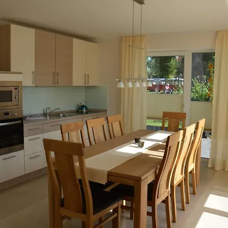 Holiday home Kira *